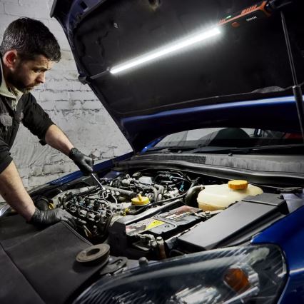 Osram - zatemnjiva polnilna LED-svetilka LEDINSPECT UNDERBONNET LED/16W/3,7V IP65 4400 mAh