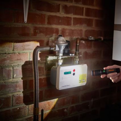 Osram - polnilna LED ročna svetilka z nastavljivo svetlostjo LEDINSPECT PRO TORCH 800 LED/8W/3,7V 2200 mAh IP44