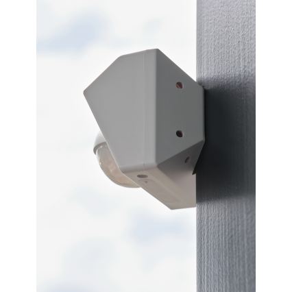 Osram - Zunanji solarni senzor gibanja SMART+ 3,7 V, bel, IP65, Wi-Fi, 800 mAh