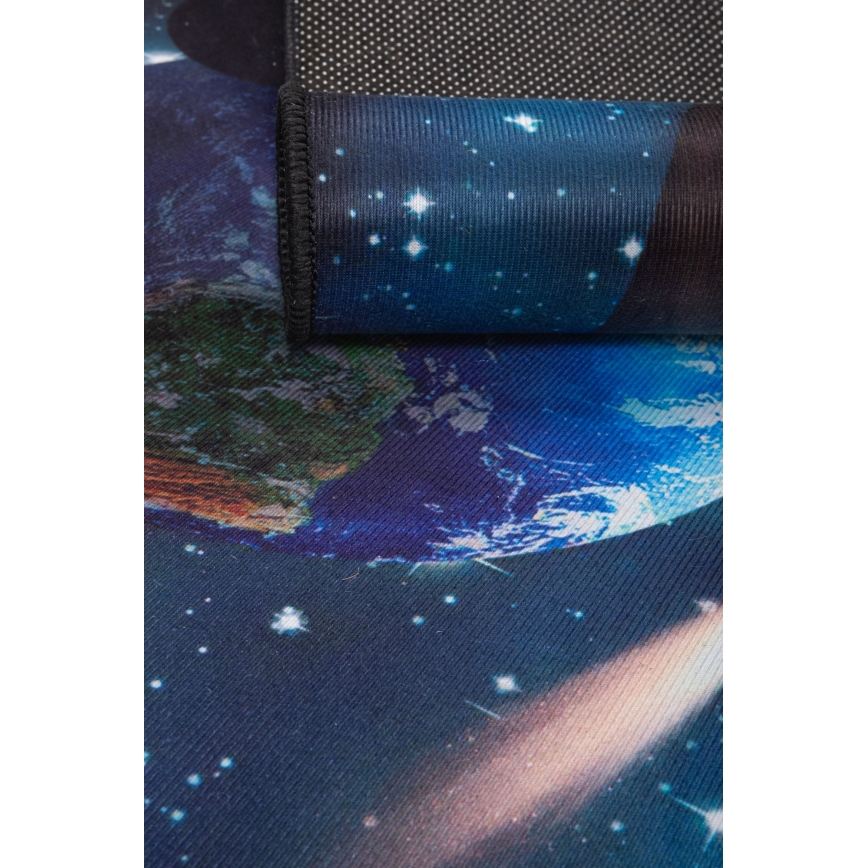 Otroška protizdrsna preproga PRINT 3D 120x160 cm planeti/večbarvna