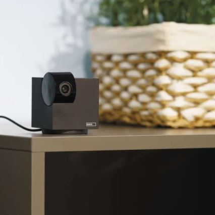 Pametna notranja vrtljiva kamera z gibanjem senzorja GoSmart 5V Wi-Fi Tuya črna