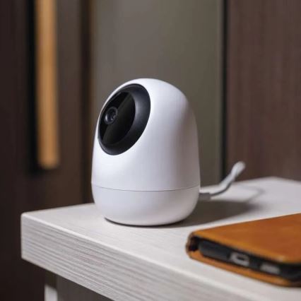 Pametna notranja vrtljiva kamera s senzorjem gibanja GoSmart 5V Wi-Fi Tuya bela