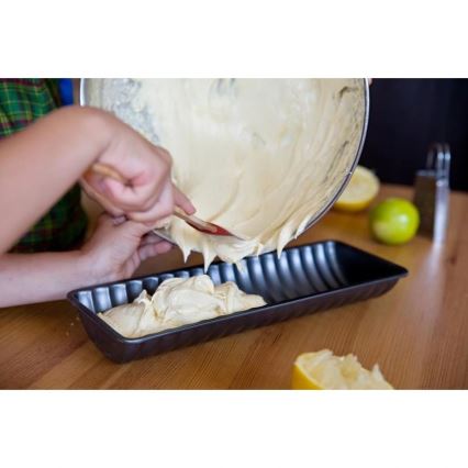 Pekač TORO 31,5 x 12 cm, črne barve