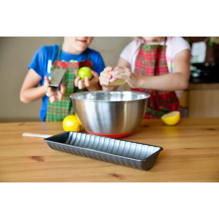 Pekač TORO 31,5 x 12 cm, črne barve