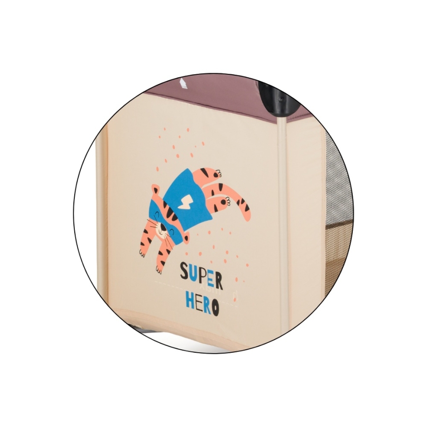 PETITE&MARS - Potovalna posteljica KOOT Tiger Super Hero