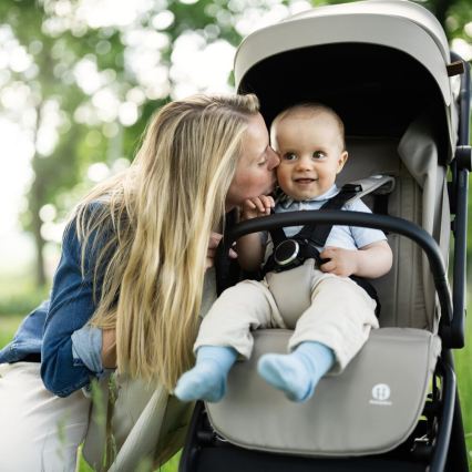 PETITE&MARS - Športni otroški voziček FLIP Platinum Grey