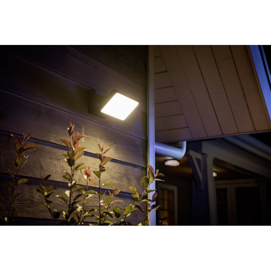 Philips 17436/30/P7 - LED Zunanji reflektor HUE WARM WHITE 2xLED/15W/230V IP44