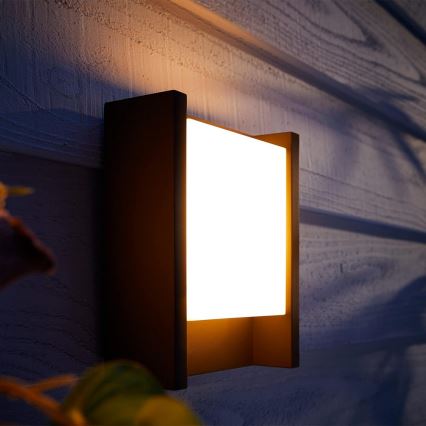 Philips 17446/30/P7 - LED Zunanja stenska svetilka HUE WHITE FUZO LED/15W/230V IP44