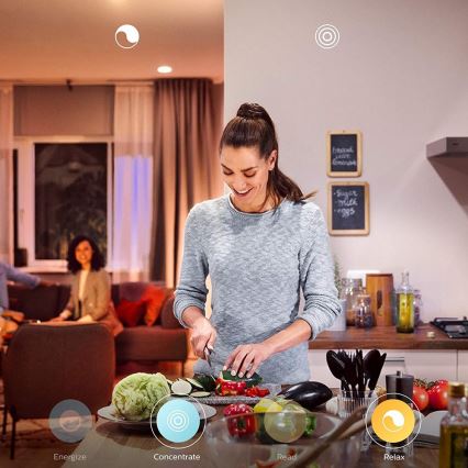 Philips - LED Zatemnitvena svetilka Hue WELLNESS 1xE27/8,5W/230V + Daljinski upravljalnik