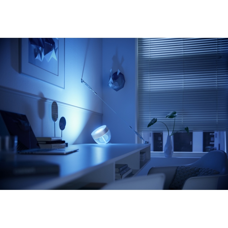 Philips - LED RGB Zatemnitvena namizna svetilka Hue IRIS LED/8,2W/230V 2000-6500K srebrna