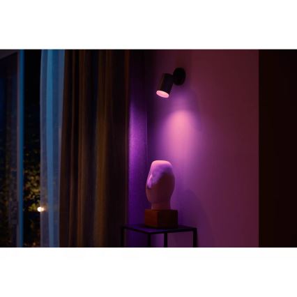 Philips - LED RGBW Zatemnitveni reflektor Hue FUGATO 1xGU10/4,2W/230V 2000-6500K črna