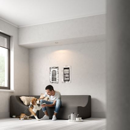 Philips - LED RGBW vgradna stropna svetilka z zatemnitvijo DONEGAL 1xGU10/4,8W/230V + daljinski upravljalnik