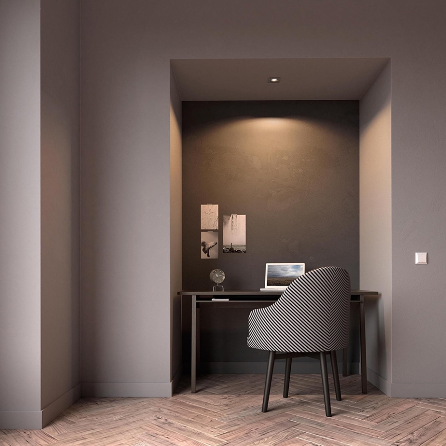 Philips - LED RGBW zatemnjiva vgradna stropna svetilka DONEGAL 1xGU10/4,8W/230V + daljinski upravljalnik