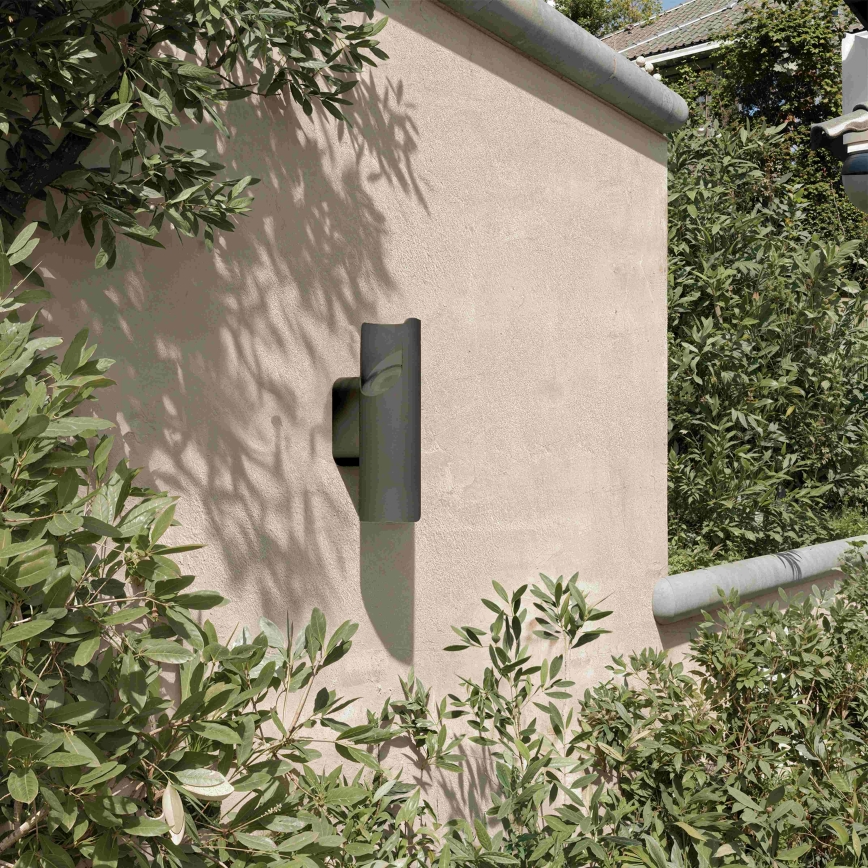 Philips - LED Zunanja stenska svetilka FIRA LED/4,3W/230V 2700K IP44