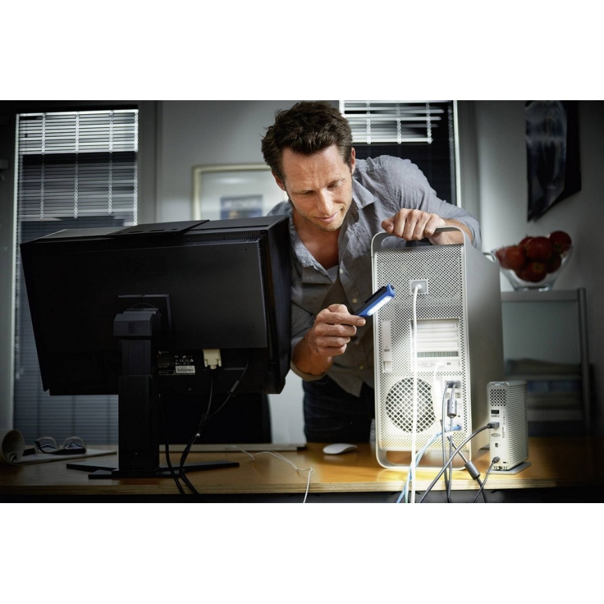 Philips LPL18B1 - LED Montažna svetilka 5xLED/1,3W/3xAAA IP54
