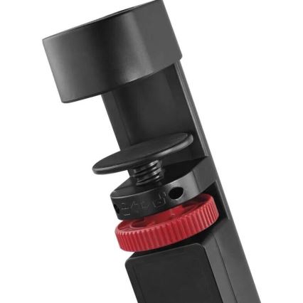 Podaljšek s priključkom na mizo 3Z + 3xUSB 1,5m črna