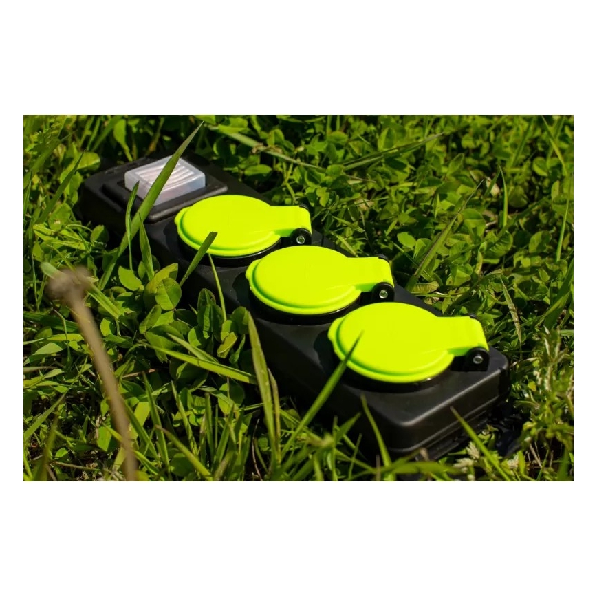 Podaljšni kabel s stikalom, 3 vtičnice, 10 m, IP44