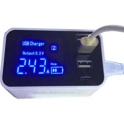 Polnilna postaja 3xUSB A + 1xUSB C