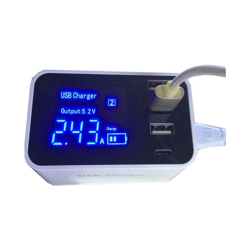 Polnilna postaja 3xUSB A + 1xUSB C