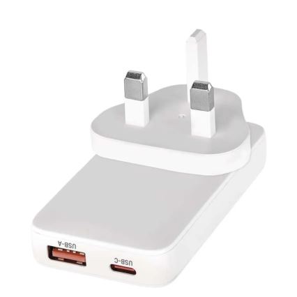 Potovalni adapter z zamenljivimi USB-nastavki GaN 100-250V