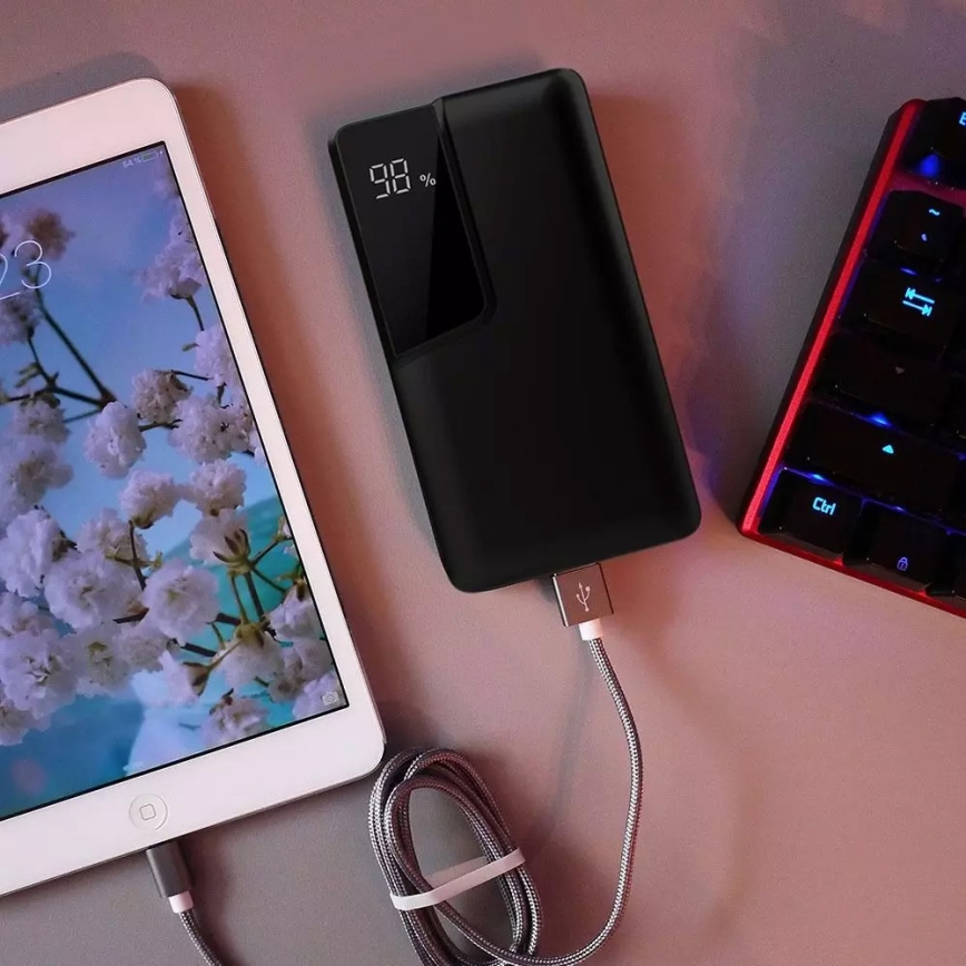 Power Bank z zaslonom 10000mAh/3,7V črn