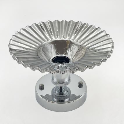 Pritrdjen stropni lestenec TRISH 1xE27/15W/230V, sijajni krom/dimljena črna