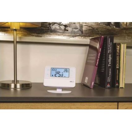 Programabilni termostat 230V + 2xAA