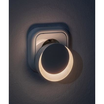 Rabalux - LED Nočna luč za vtičnico s senzorjem za mrak LED/0,3W/230V 3000K