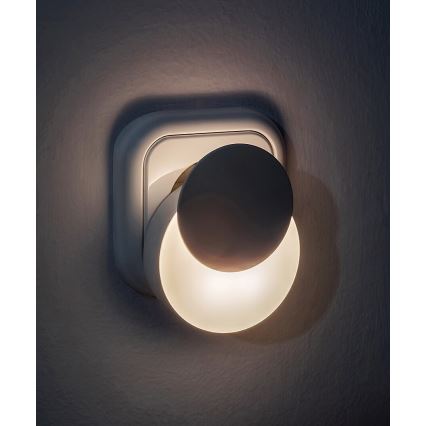 Rabalux - LED Nočna luč za vtičnico s senzorjem za mrak LED/0,3W/230V 3000K