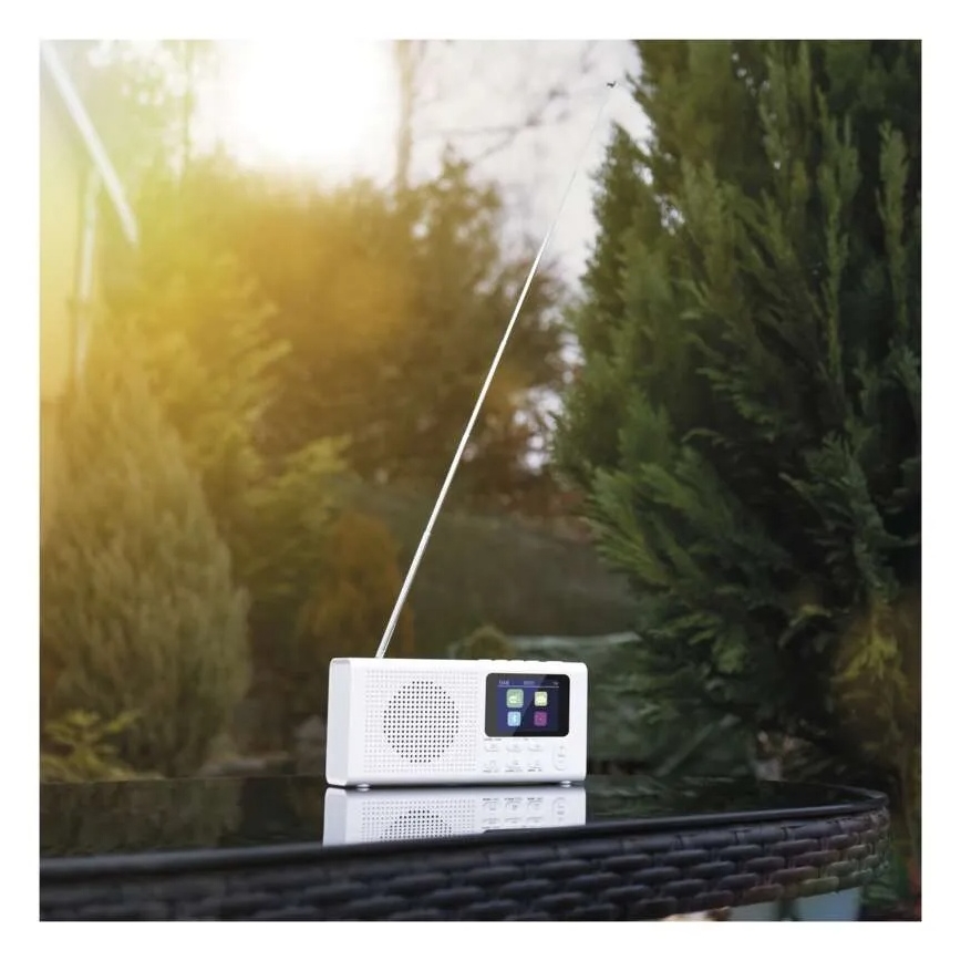 Radio DAB DAB+ FM 3W/5V/4xAA bela
