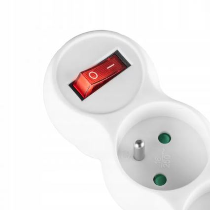 Razdelilec s stikalom, 3 vtičnice