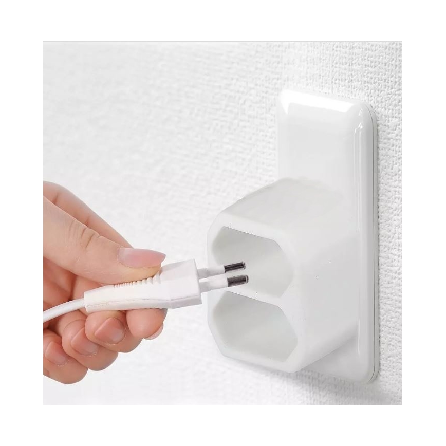 Razdelilnik za vtičnice 2x2,5A/230V