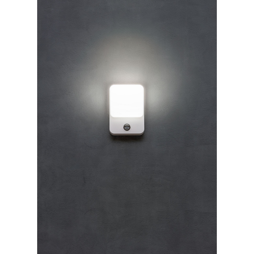 Redo 90132 - LED zunanja stenska svetilka s senzorjem gibanja in mraka COLIN LED/9W/230V 4000K IP54 bela