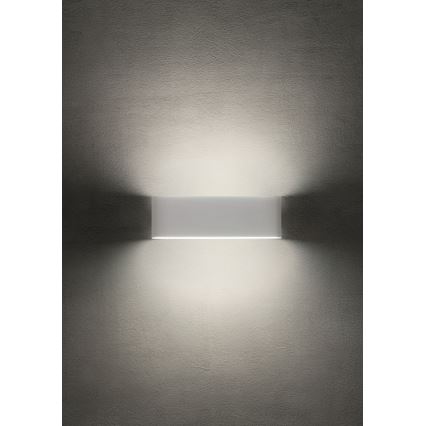 Redo 90451 - LED zunanja stenska svetilka KLIPPE LED/24W/230V 3000K IP54 bela