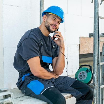 Retlux - Kolutni podaljšek z 3 vtičnicami, tip E, 10 m, zelena/črna