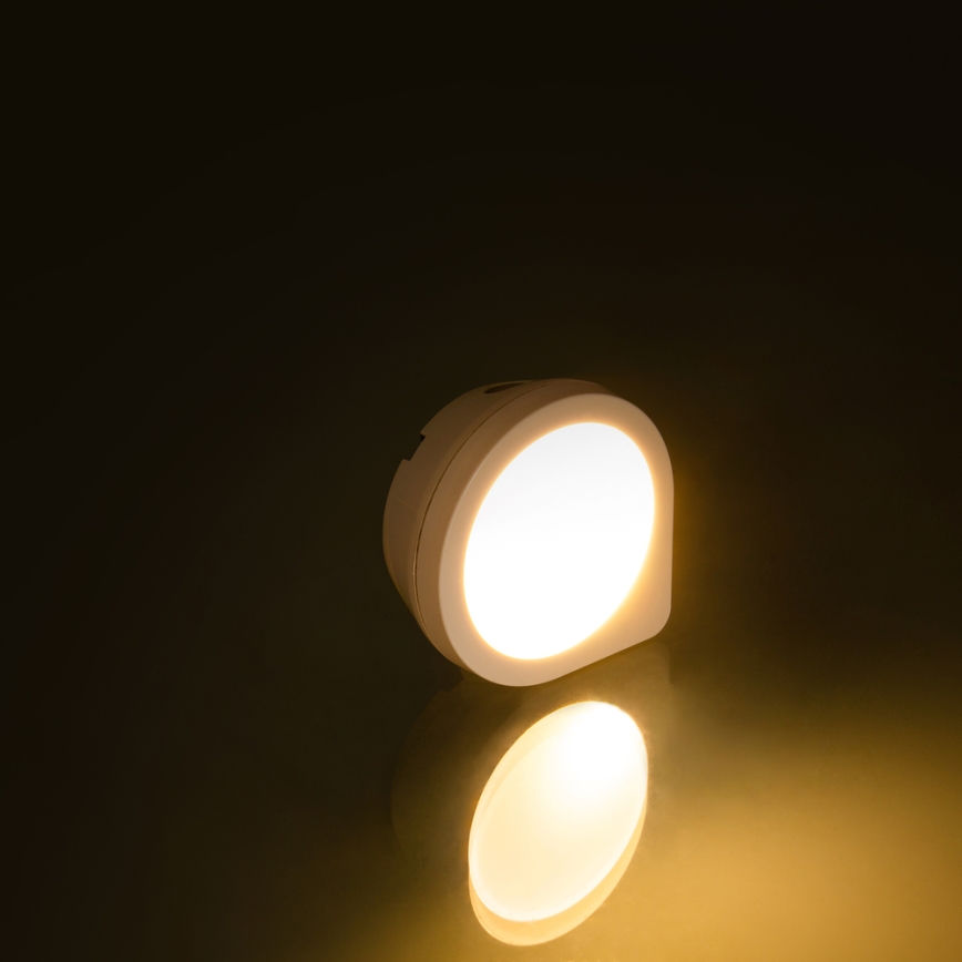 LED Orientacijska svetilka v vtičnico s senzorjem LED/0,4W/230V 3000K bela