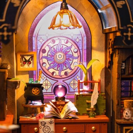 RoboTime - Miniaturna hiša Wizard's study 2xAAA