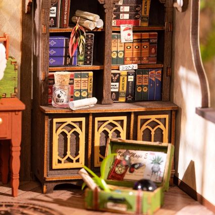 RoboTime - Miniaturna hiša Wizard's study 2xAAA