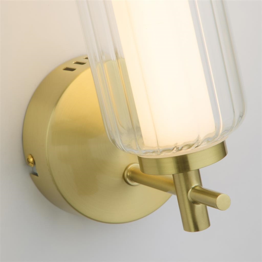Searchlight - LED stenska svetilka MOD LED/8W/230V