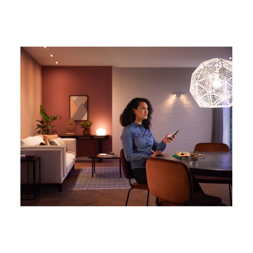 SET 2x LED Zatemnitvena žarnica Philips Hue WHITE E27/9,5W/230V 2700K