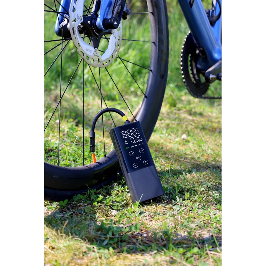 Digitalni žepni kompresor 2000 mAh 5V črn