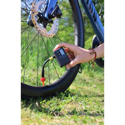 Digitalni žepni kompresor 500 mAh 5 V črn