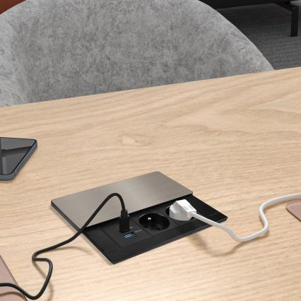 Vgradna vtičnica z 20W brezžičnim polnjenjem, 2 vtičnici + USB-A + USB-C