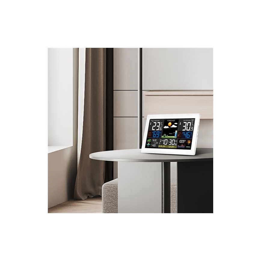 Vremenska postaja z barvnim LCD-zaslonom 5V/2xAA + 2xAA