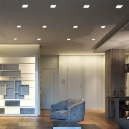 LED vgradna svetilka za spuščene stropove LED/18W/230V 3000/4000/6000K 22,5x22,5 cm bela