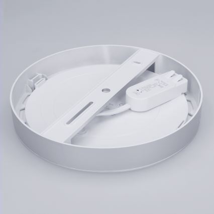 LED panel 2 v 1 za površinsko ali vgradno montažo 18W/230V 3000/4000/6000K premer 22,5 cm IP54 srebrna
