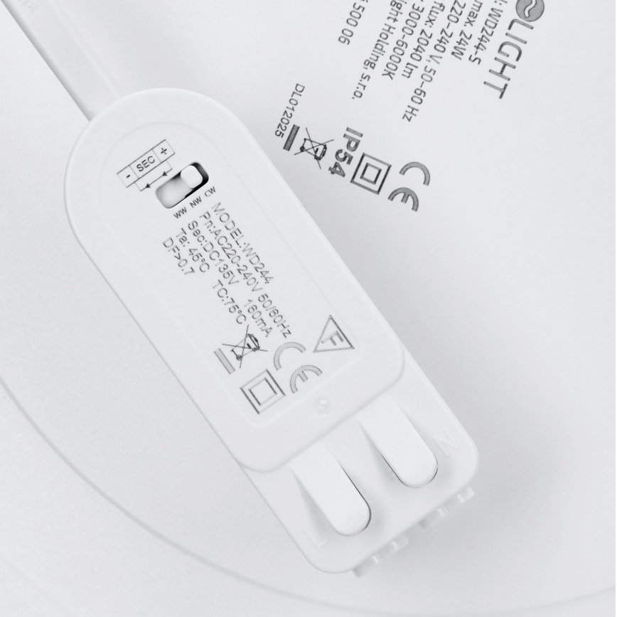 LED površinski/vgradni panel 2 v 1, 24 W/230 V, 3000/4000/6000 K, premer 30 cm, IP54, srebrna
