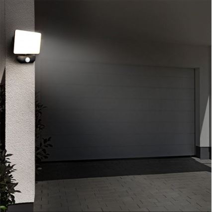 LED Zunanji reflektor s senzorjem LED/20W/230V 4000K IP44