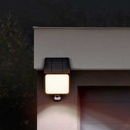 LED Solarni reflektor s senzorjem gibanja LED/11W/3,7V 4400mAh 3000K/4000K/6500K IP54