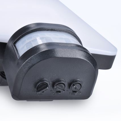 LED Solarni reflektor s senzorjem gibanja LED/11W/3,7V 4400mAh 3000K/4000K/6500K IP54